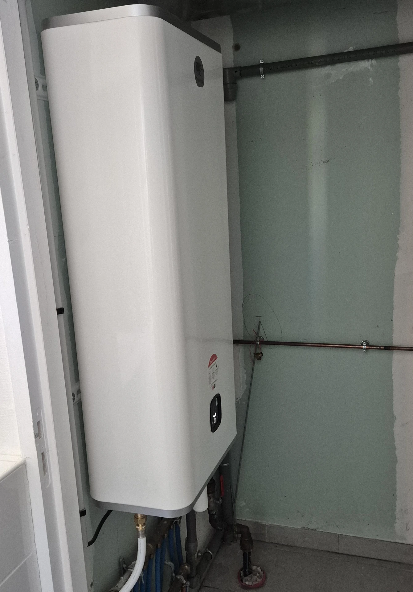 Installation et remplacement de chauffe-eau à Orléans et Saint-Hilaire-Saint-Mesmin